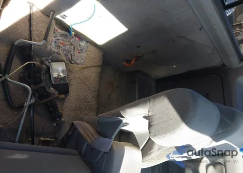 1999 Nissan Frontier Se/Xe z USA, uszkodzony, nr VIN 1N6DD26S3XC307274